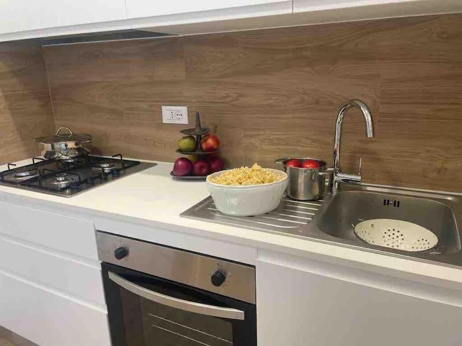 Camar 110 Apartment ลาสเปเซีย ภายนอก รูปภาพ