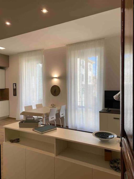 Camar 110 Apartment ลาสเปเซีย ภายนอก รูปภาพ